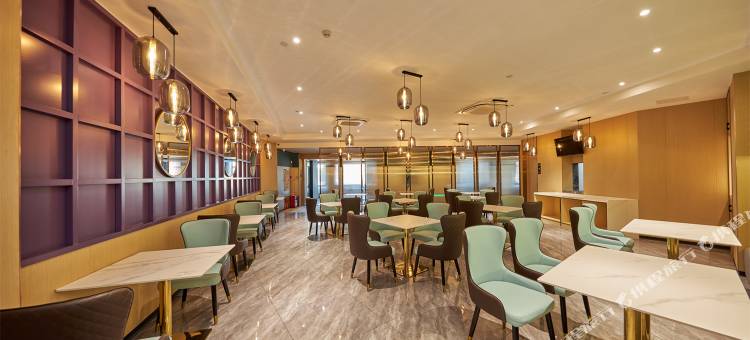 柏丽泉智酒店(坚美广场汽车总站店)图片