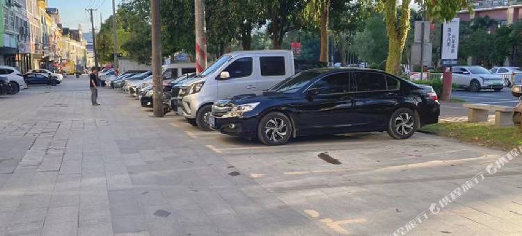 琼中三泰源隆商务酒店图片