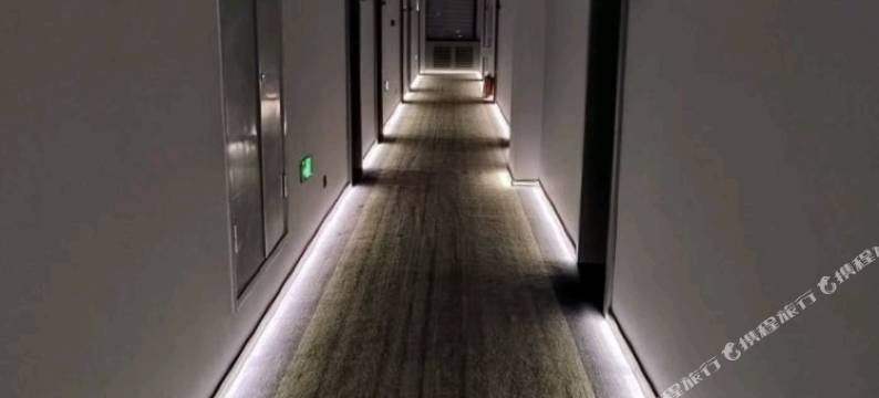 蜗居自助式情趣主题酒店(长春光华学院店)图片