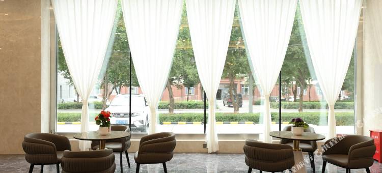 温泉县天泉酒店(湿地公园店)图片