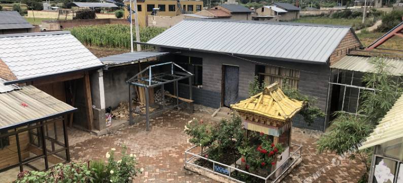 迭部珠曼措民宿图片