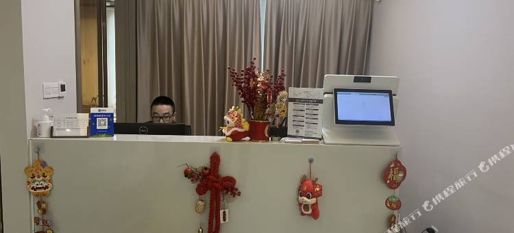 上海禾幔迦服务式公寓(虹桥机场国家会展中心店)图片