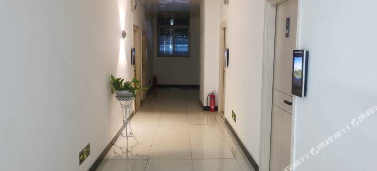 佛山名川公寓(南海影视城店)图片