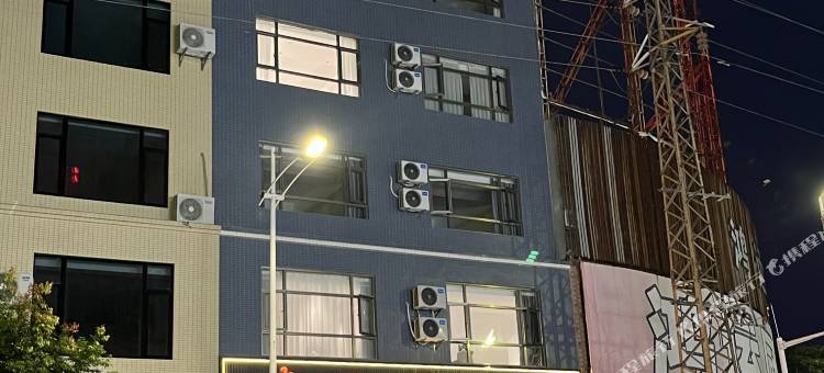 阳西泰和居宾馆图片