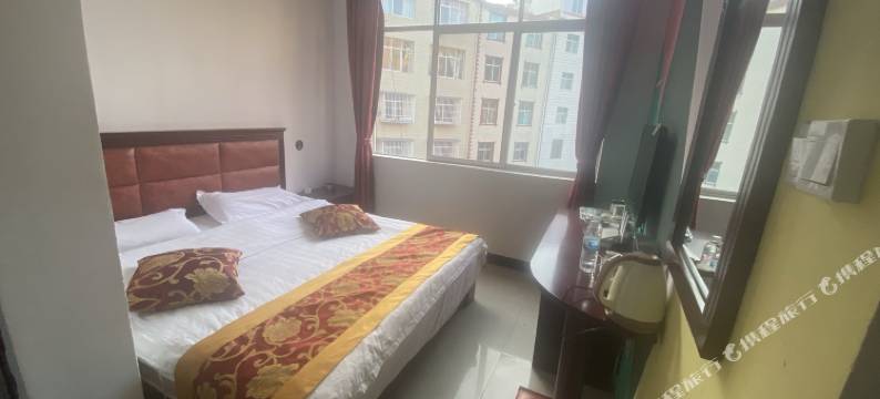 楚雄尚八方宾馆(彝人古镇店)图片