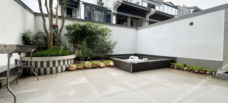 天麓山栖·十二城院子图片