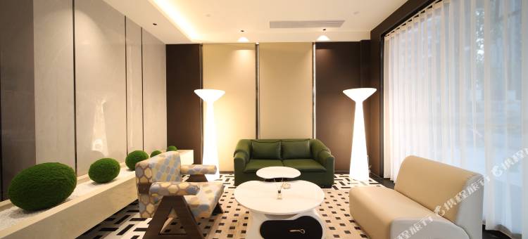 宿棠月酒店(南充奥莱广场店)图片