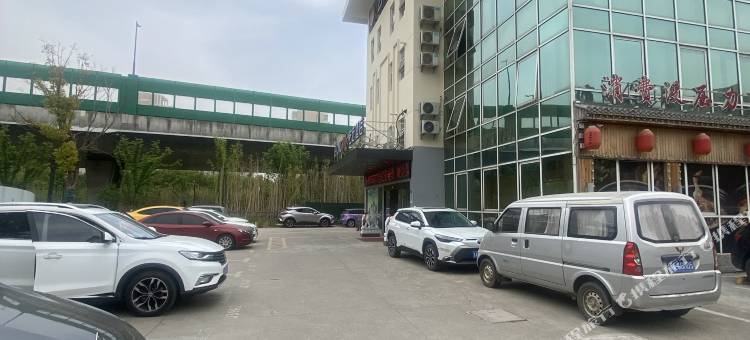 艺选酒店(南京龙华路地铁站江北虹悦城店)图片