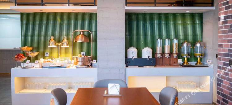 喆啡酒店(乌鲁木齐王家梁地铁站源凯大厦店)图片