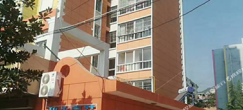 凤县天翠家庭民宿(凤凰湖景区店)图片