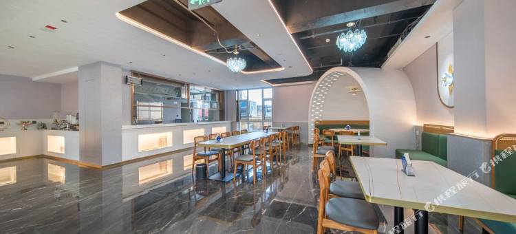 博乐西海明珠大酒店(友好时尚购物中心店)图片