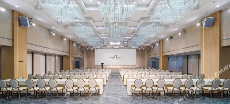 蓬安岷山丽呈酒店图片