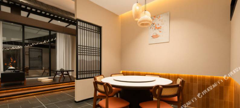 仰望星空starry.sky设计师酒店(武当山景区售票处店)图片