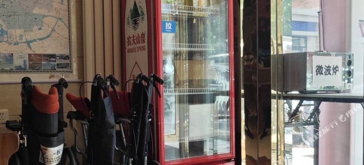 红苹果宾馆(天津奥体中心肿瘤医院地铁站店)图片