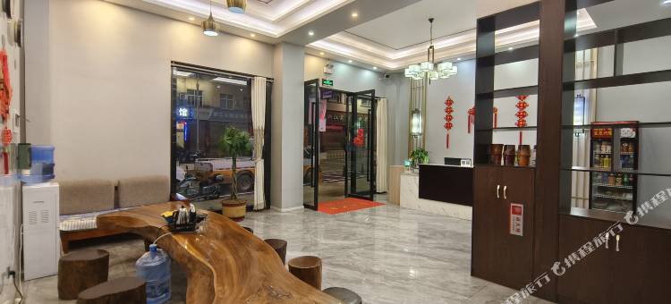 墨江鑫星商务酒店(北回归线标志园店)图片