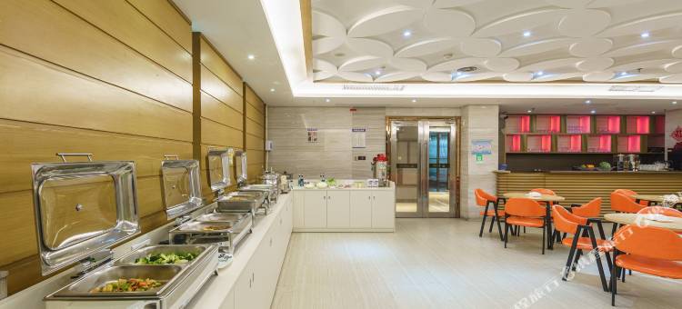 丽呈睿轩酒店(深圳宝安商业区上川地铁站店)图片