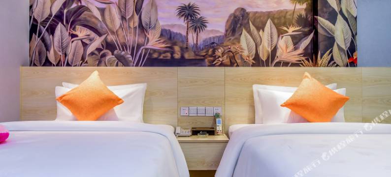 星旗精品酒店(佛山星御广场梦里水乡景区店)图片