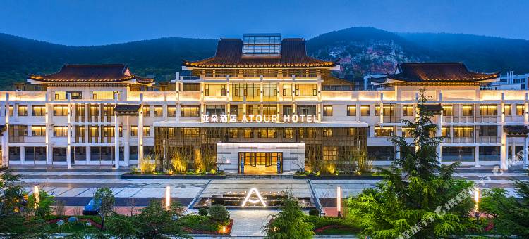 徐州云龙湖矿业大学亚朵酒店图片