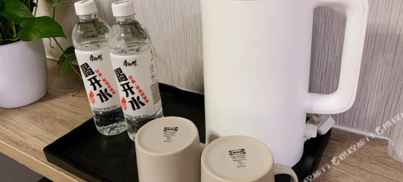 菠萝电竞酒店(青岛火车北站店)图片