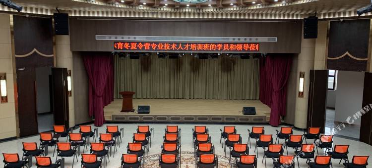 维也纳国际酒店(武汉吴家山东西湖大道七雄路店)图片