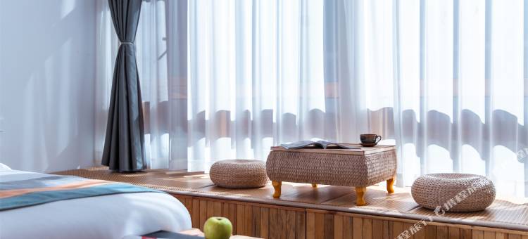 泸沽湖里格春天酒店图片