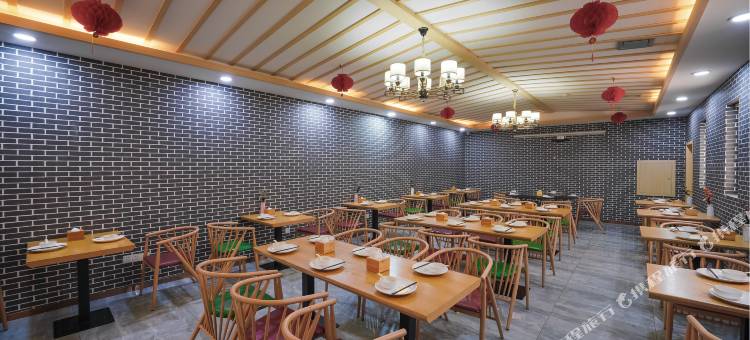 维也纳智好酒店(青岛城阳区正阳中路地铁站店)图片