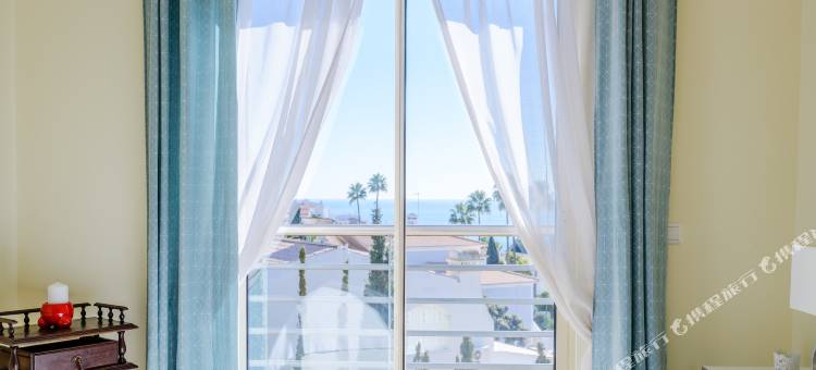 BnB Homes Ocean View Apartment with Lovely Terrace, 2 Swimming Pools & Tennis Court图片