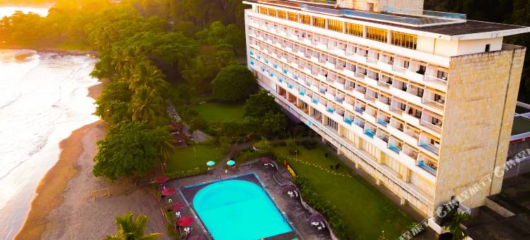 格兰德茵那萨穆德拉海滩酒店(Grand Inna Samudra Beach Hotel)图片