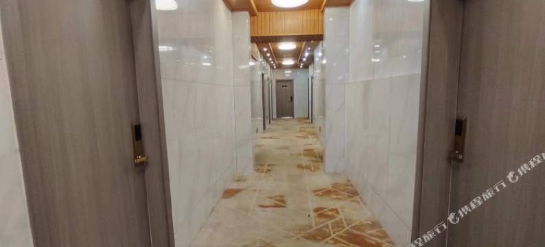 鼎鑫酒店(东阿香江路中医院店)图片