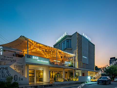 LIVE IN SEA HOTEL·栖澜秘境酒店(北海银滩侨港风情街店)