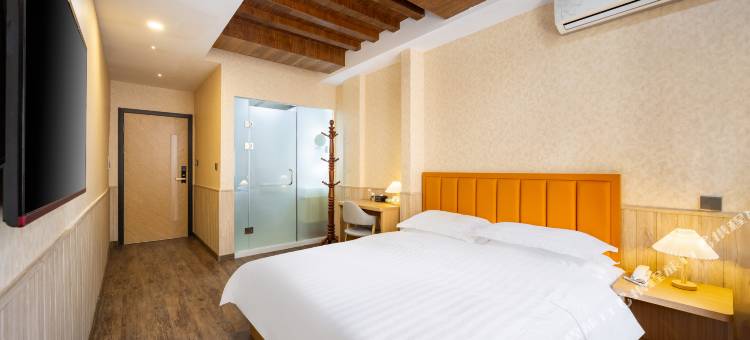 如家云上四季民宿(黑山北广场店)图片