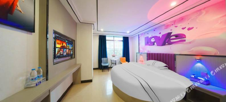 博尔漫轻奢公寓(普宁高铁站开心广场店)图片