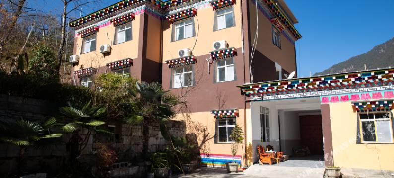 千禧自驾民宿(丙中洛店)图片