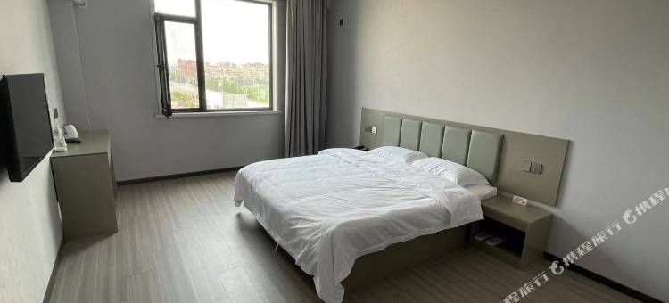 汇柠轻奢酒店(明湖广场店)图片