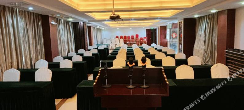 圣维雅国际温泉酒店(彩云城店)图片