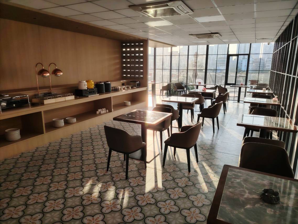 Cozy·潮汇精品酒店(汕头龙眼南路美食街万象城店)图片