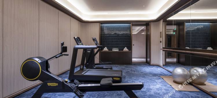 杭州桐庐站桔子水晶酒店图片