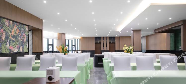鸟窝酒店(深圳宝安国际机场店)图片
