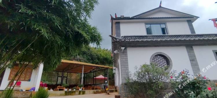 故乡小院(鸡足山镇店)图片