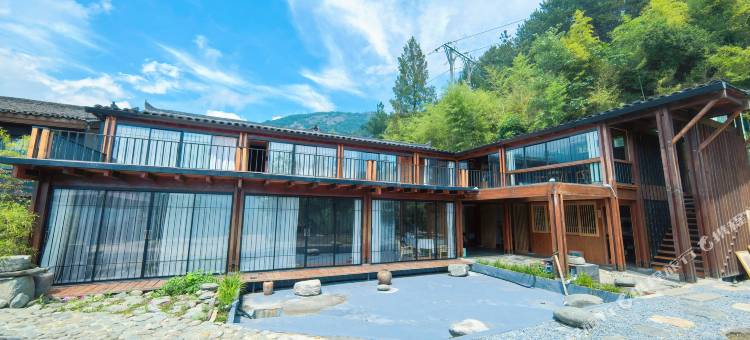 武当山灵山居美宿图片