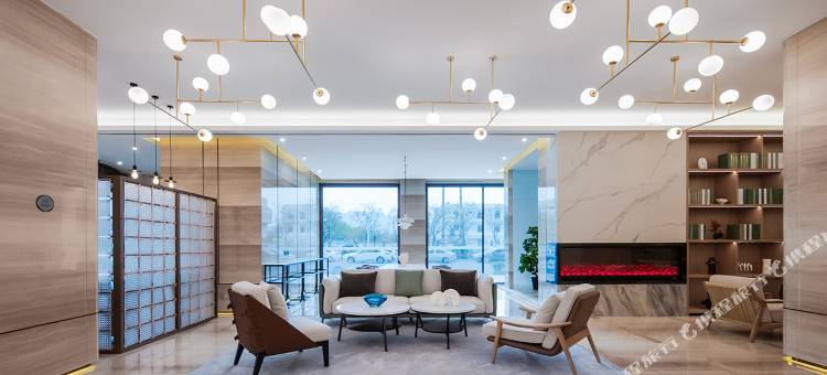 丽怡酒店(海东民和政务中心店)图片