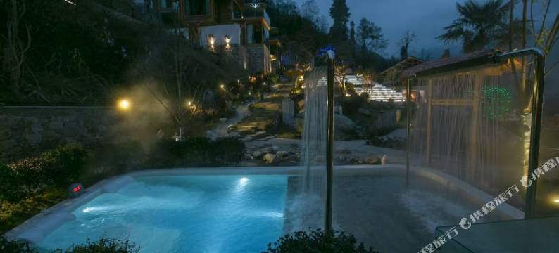 木林森·云上坐望温泉民宿图片