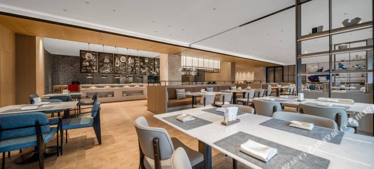 重庆万豪万枫酒店(汽博中心店)图片