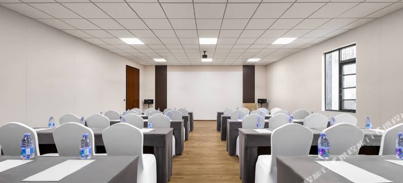 美丽豪酒店(西安高新科技路地铁站店)图片