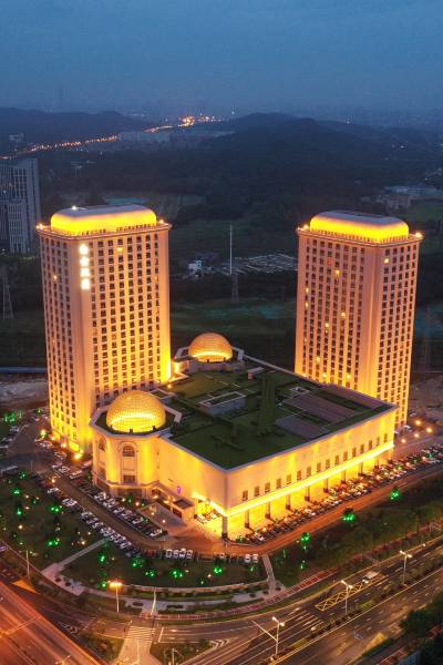 南京白金汉爵大酒店图片