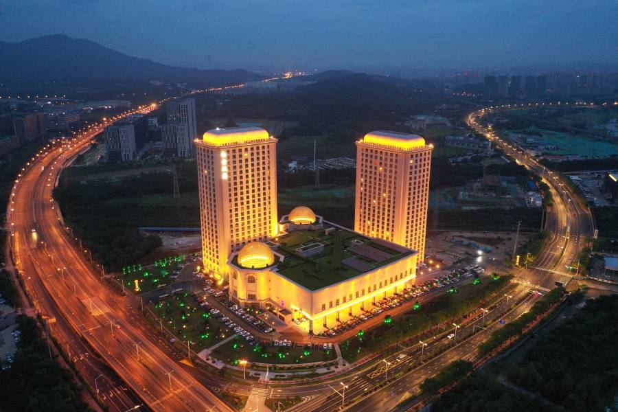 南京白金漢爵大酒店