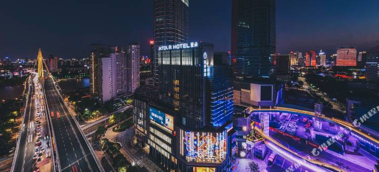 宁波老外滩绿地中心亚朵酒店图片