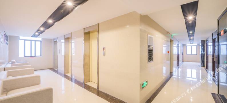 诗贝儿酒店(重庆电子科技职业大学店)图片