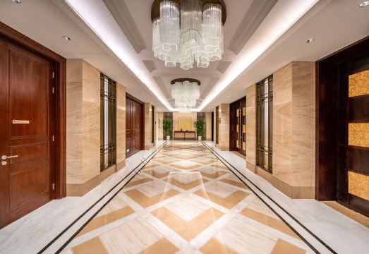 The Purple Palace NanjingHotel Overview