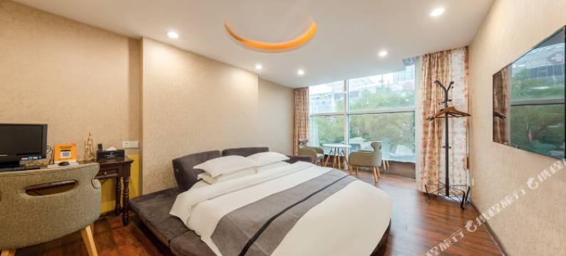 特迷风情假日酒店(南京龙眠大道地铁站店)图片